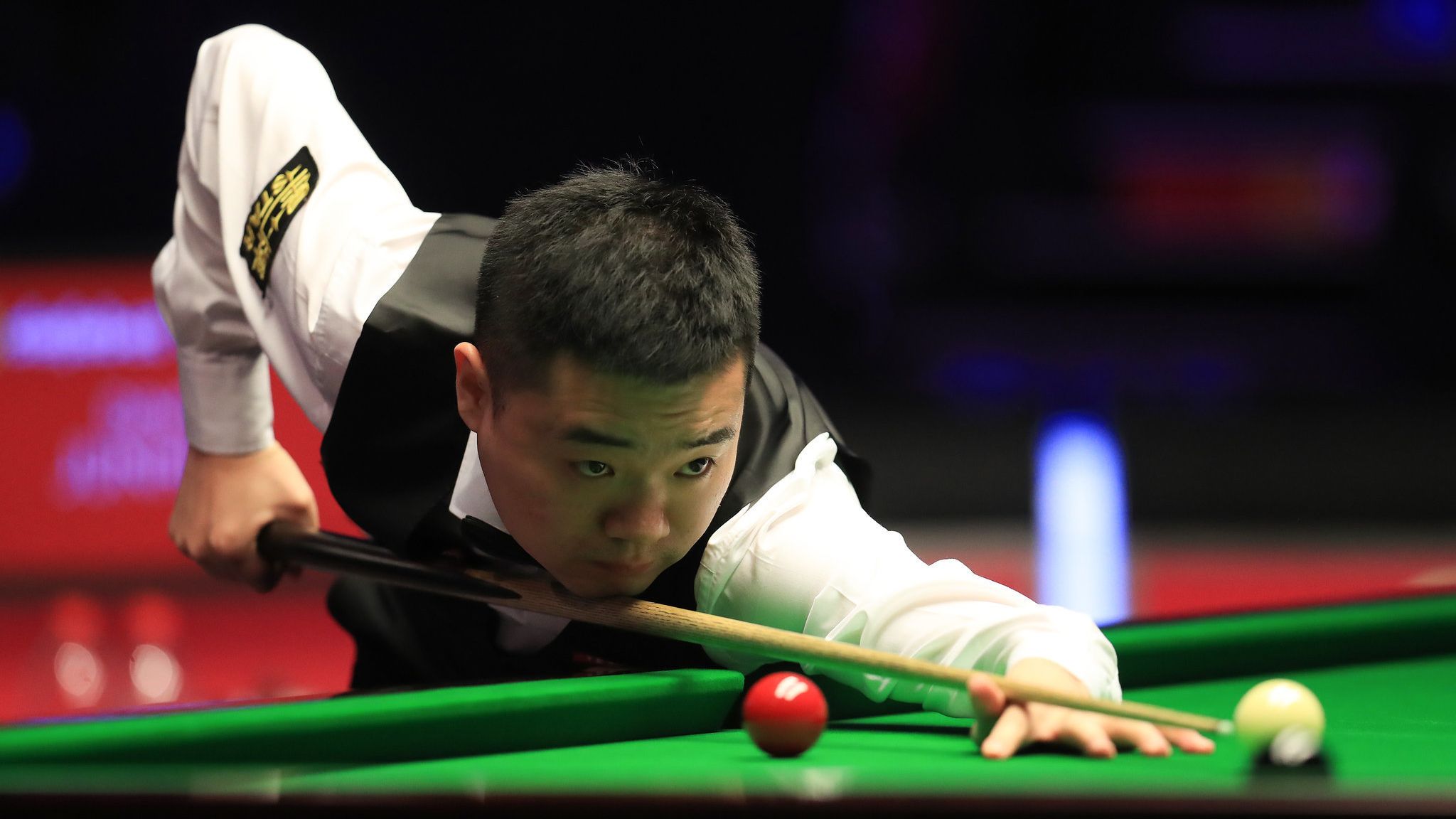 竭尽全力的 竭尽全力的