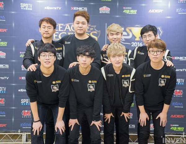 铭徽在防守 铭徽在防守